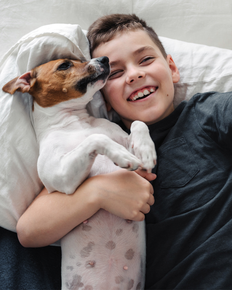 Boy-taking-selfie-with-dog-800x1000.jpg