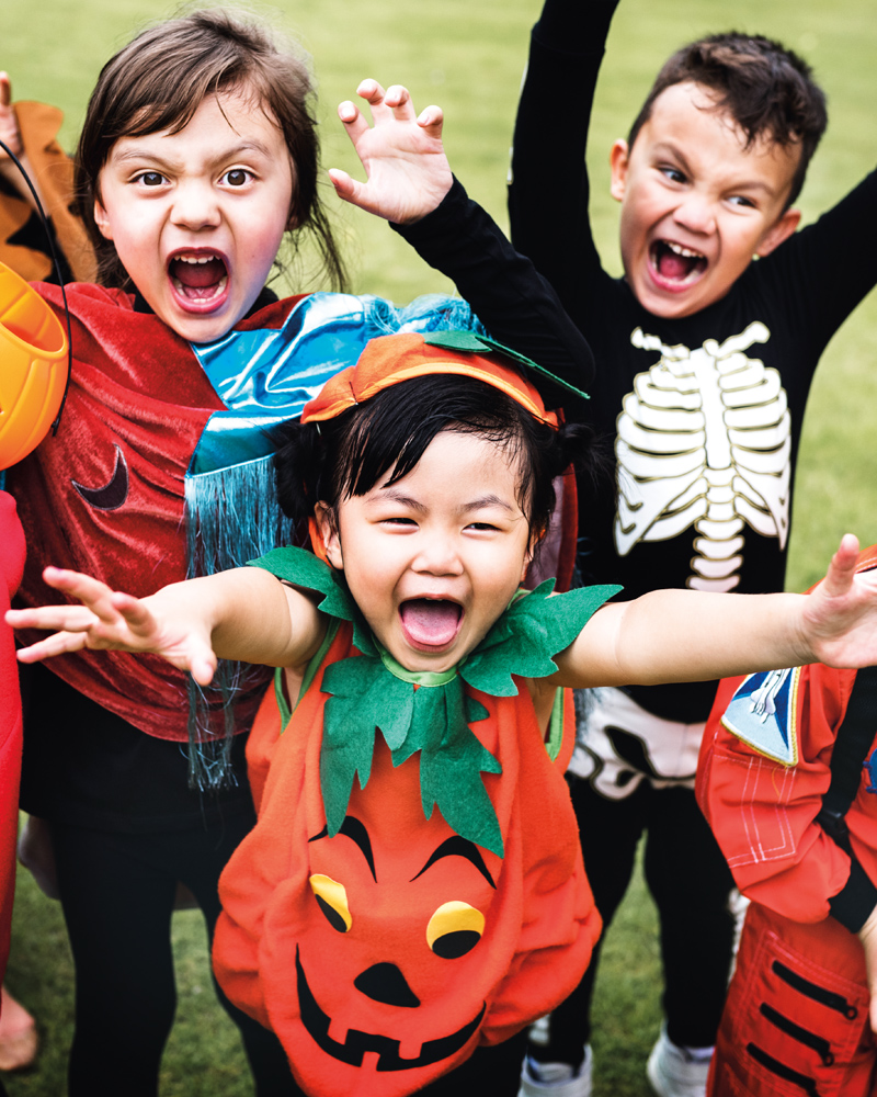 kids-in-halloween-costumes-800x1000.jpg